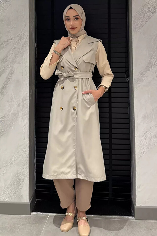 Double-breasted collar waist belt detailed front buttoned hijab trench coat