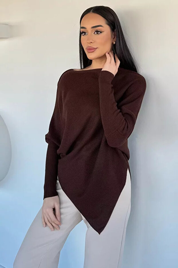 Gülseli Asymmetrical Cut Knitwear Sweater
