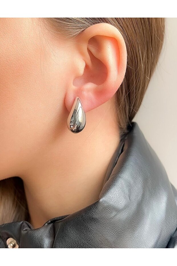 Small Drop Shaped Women's Earrings