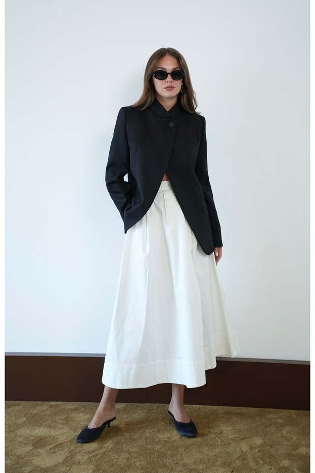 Women's Black Judge Collar Blazer Jacket