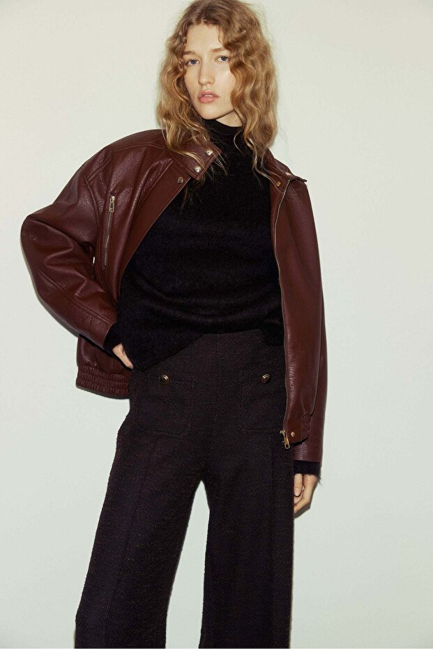Straight-leg trousers