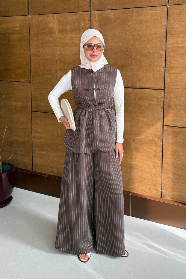 Women's Chinese Button Detail Waist Tie Vest Suit Brown