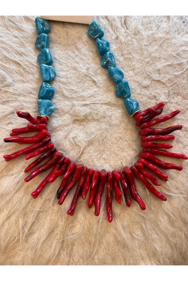 Red Coral Appearance Necklace