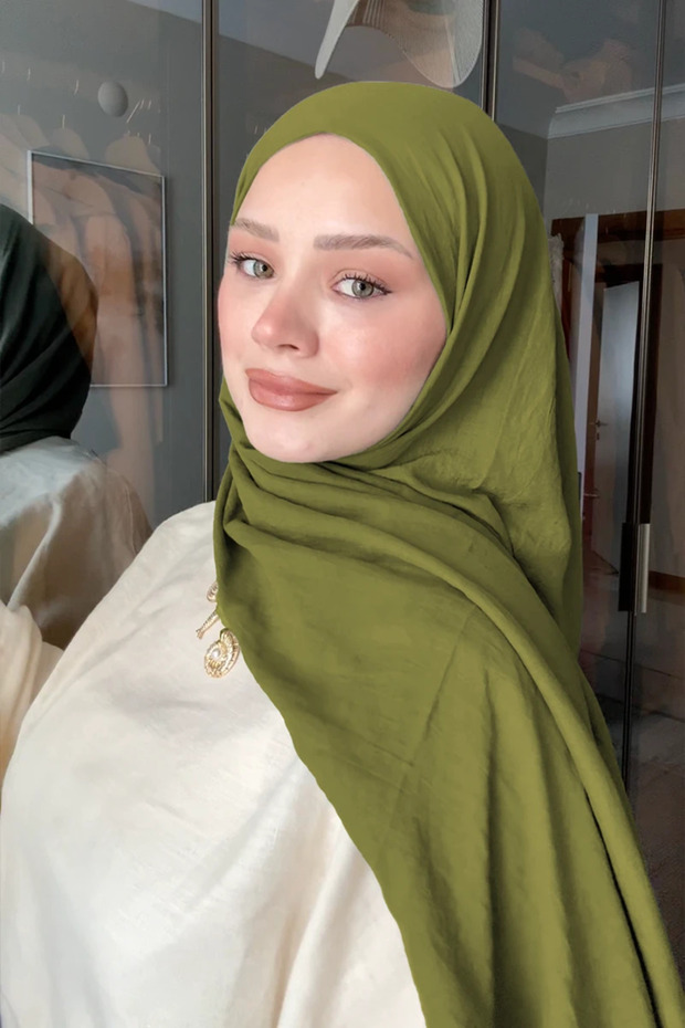 Rami shawl - oil green