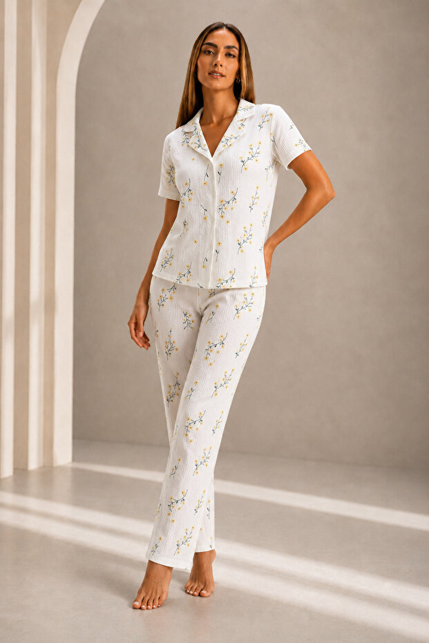 Women's Short Sleeve Comfortable Fit Stylish Multi-Colored Pajama Set
