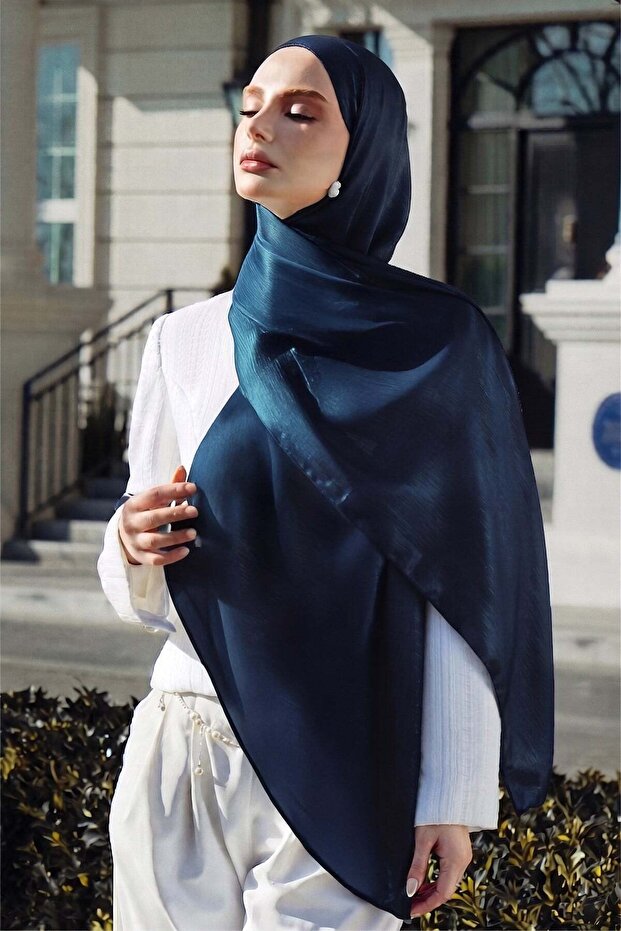 Modest Shawl - Dark blue