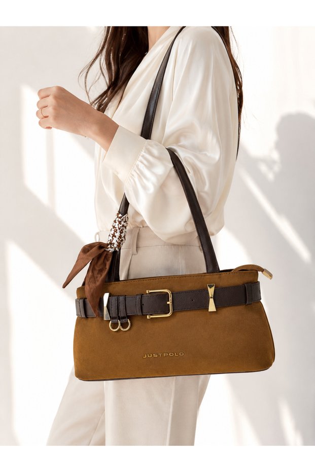 Women's Hand and Shoulder Bag with Zippered Compartments