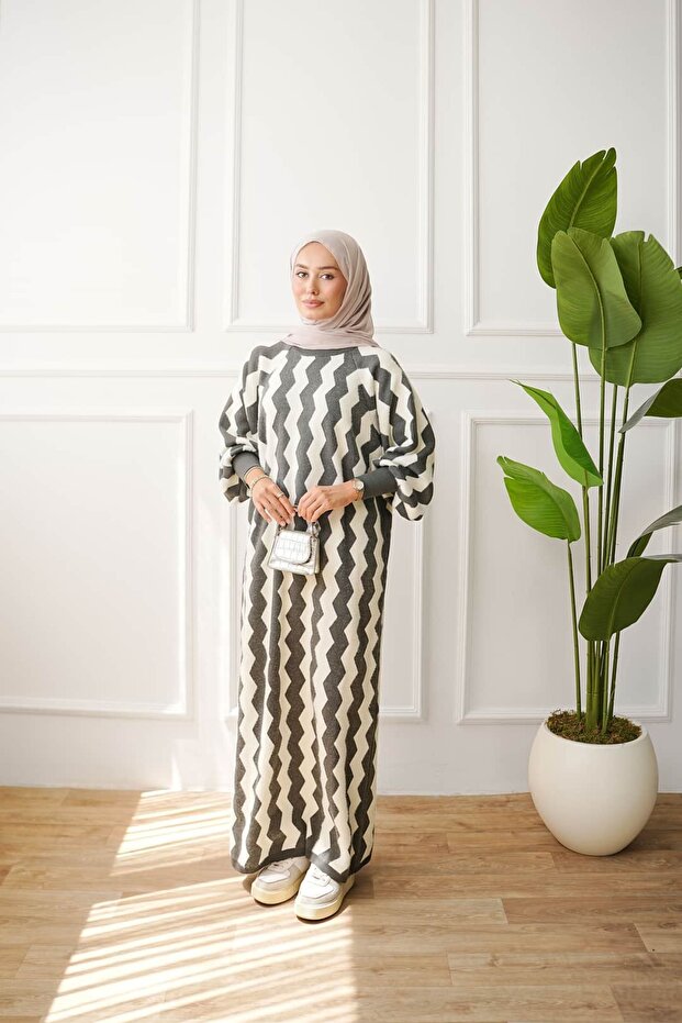Zigzag Patterned Knitwear Dress Anka261048