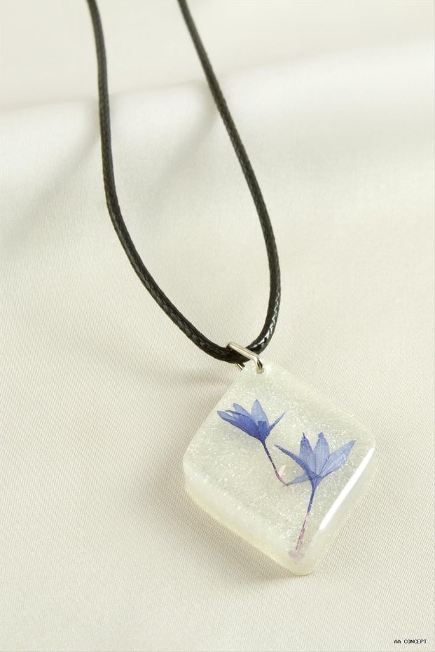 CONCEPTA Prophet's Flower Epoxy (205825) Necklace, Clear