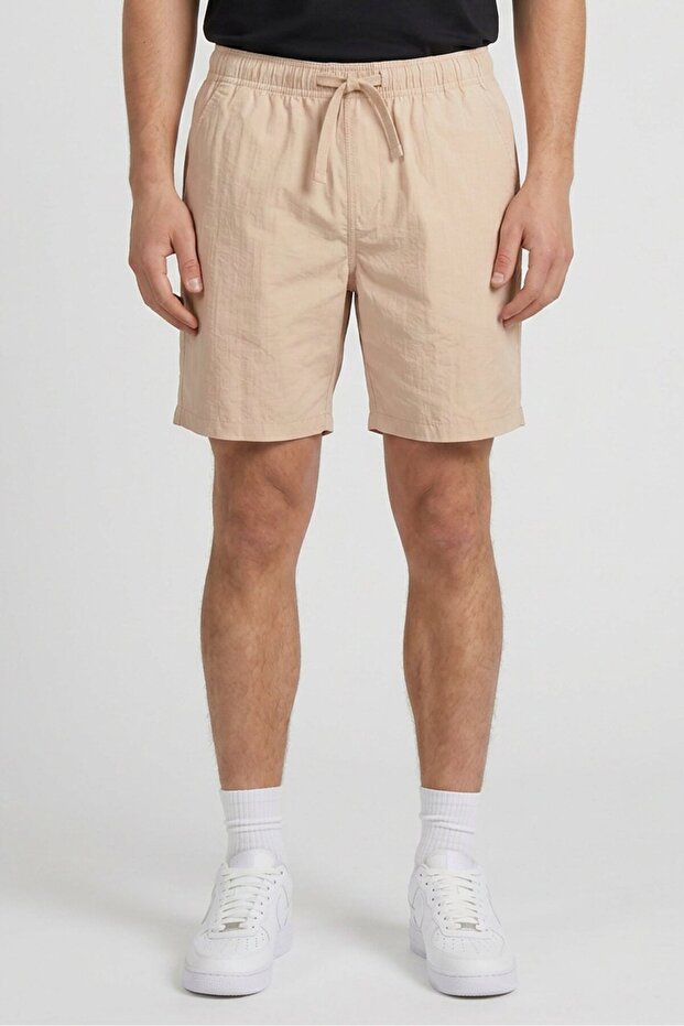 Men Textured Basic Shorts, Beige