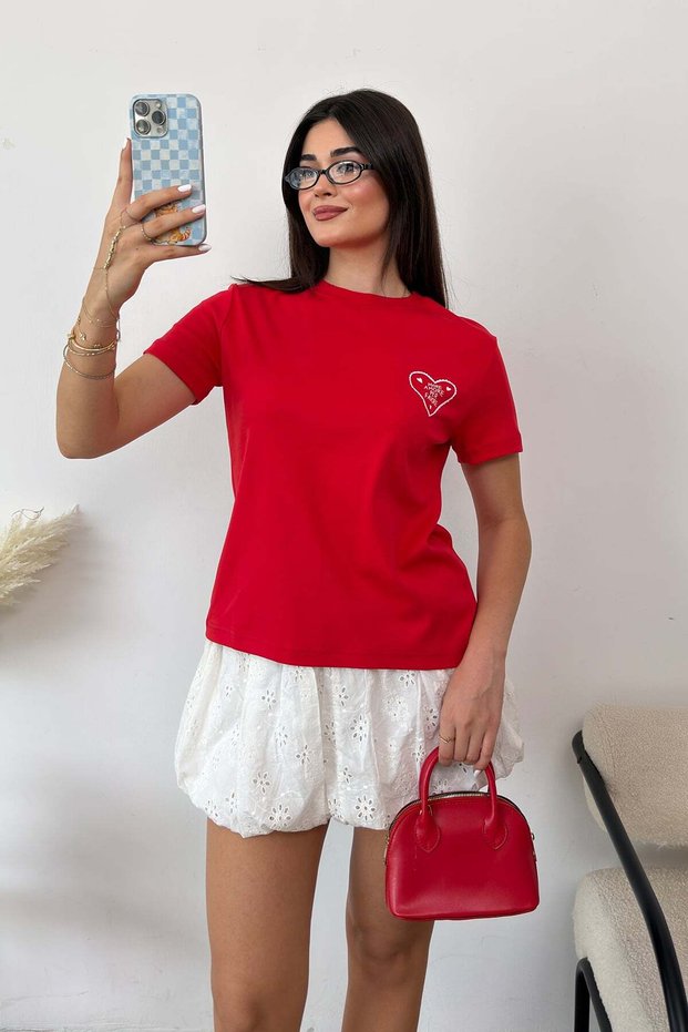 Women's crew neck amore heart print t-shirt - red - 26y 1111