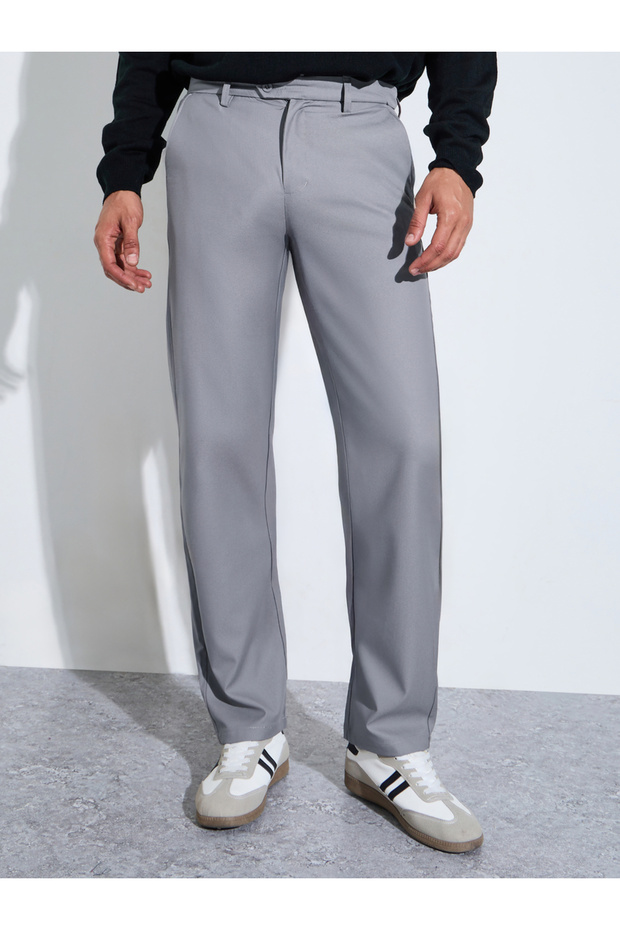 Grey Solid Regular Fit Trousers