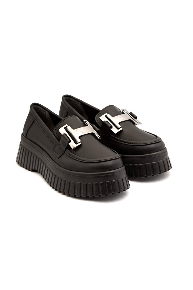 Bln 1453 Buckle Detailed Thick Sole Loafer