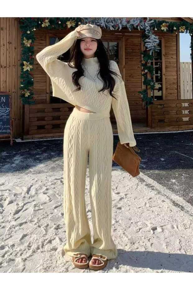 Hair Braid Double Set High Neck Sweater and Straight-Leg Pants