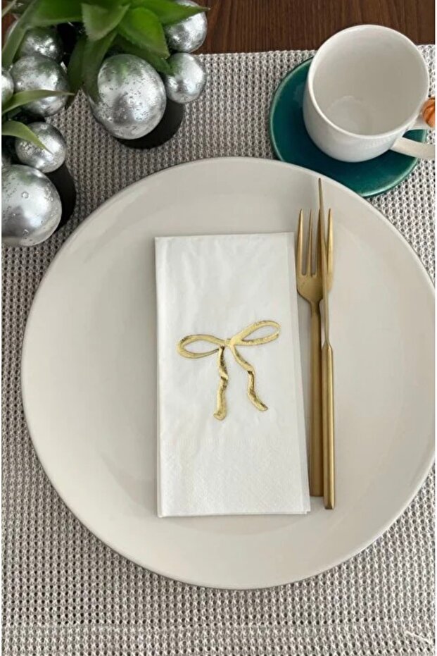 Bowknot Napkins 16-Pack