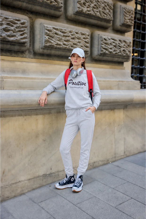Women's Crew Neck Printed 2 Thread Top and Bottom Tracksuit Set