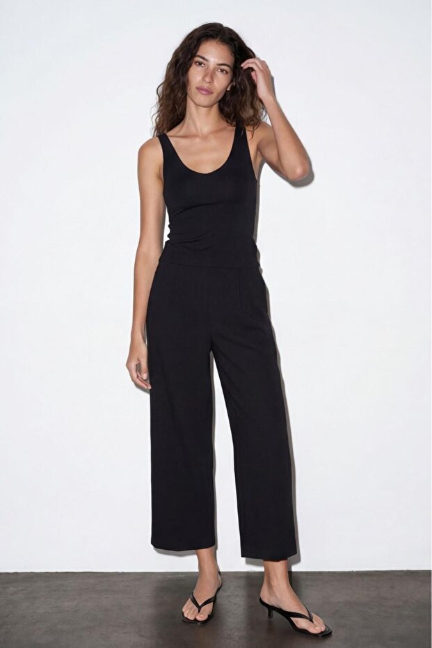 Deep Backless Basic Blouse