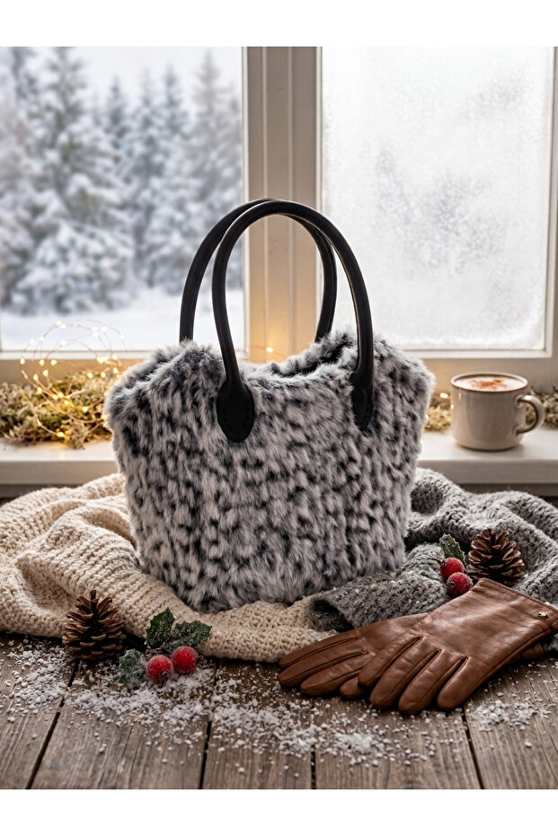 Soft Plush Fur (Lapin) Women's Handbag - Stylish Winter Combination Bag with Leather Detailing