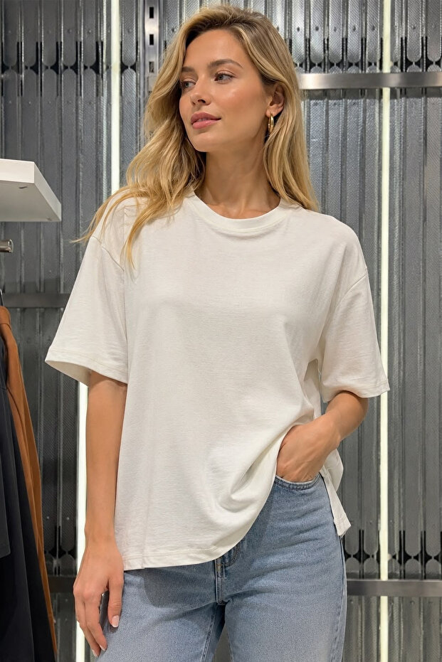 Women's Crew Neck Basic Oversize Short Sleeve T-Shirt Relaxed Fit