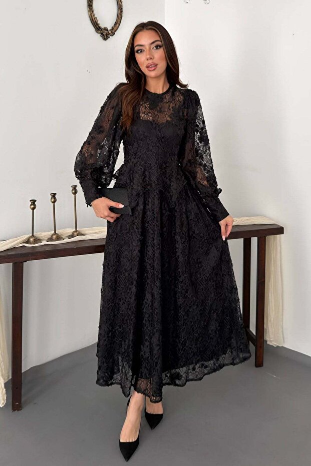 Women's Black Lace Embroidered Round Neck Balloon Sleeve Lined Maxi Dress