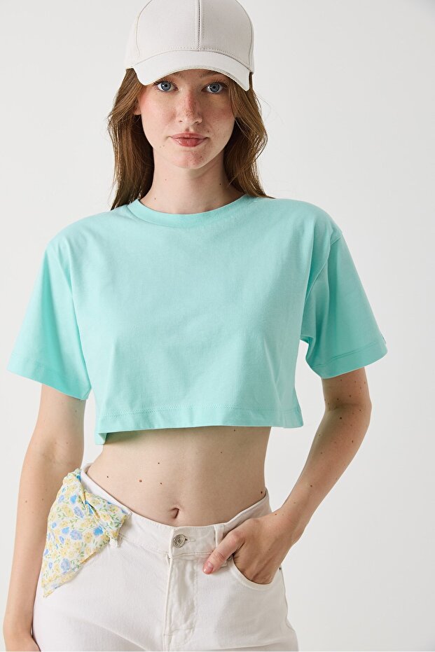 Women's Crew Neck Crop Blouse Green