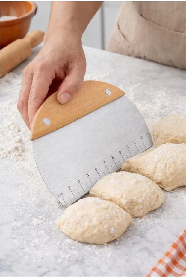 Steel Spatula Dough Cutting Tool Cutter Scraper Pastry Shaping Spatula Wooden Handle 16 cm