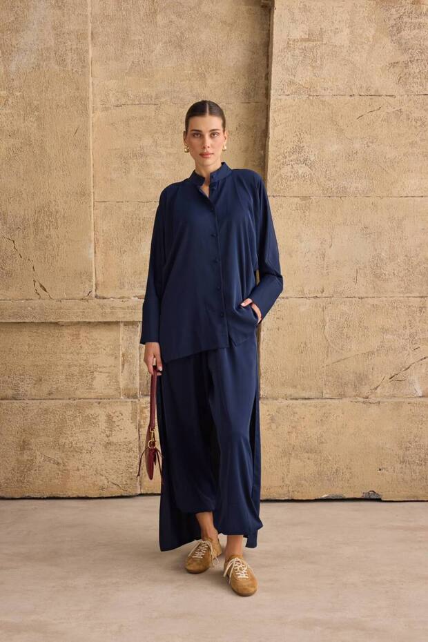 Women's Navy Blue Loose Pants with Long Backed Shirt Two-Piece Set