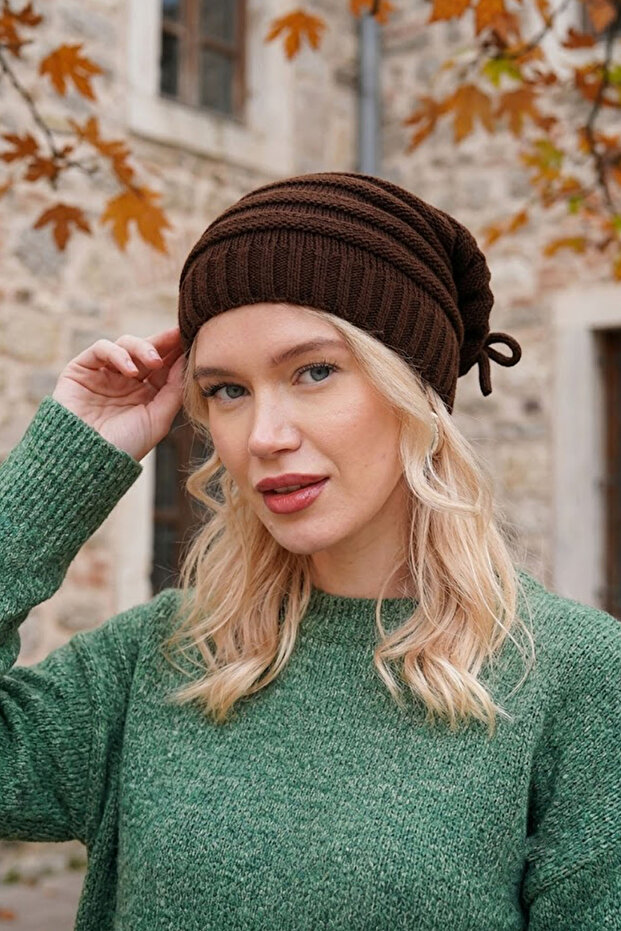 Women's Drawstring Backless Loose Knitwear Beanie - Flowy Winter Beanie