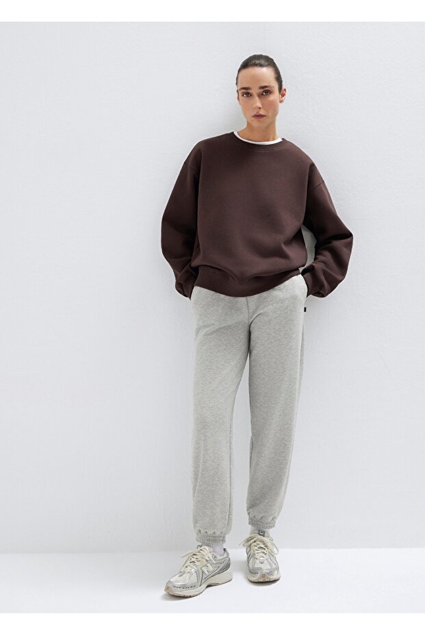 High-Waisted, Slim Straight Fit, Elasticated Leg Women's Sweatpants.