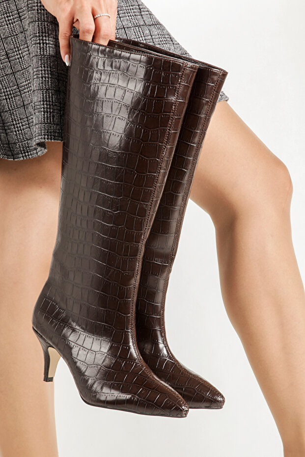 Women's Brown Leather Crocodile Heeled Pointed Boots