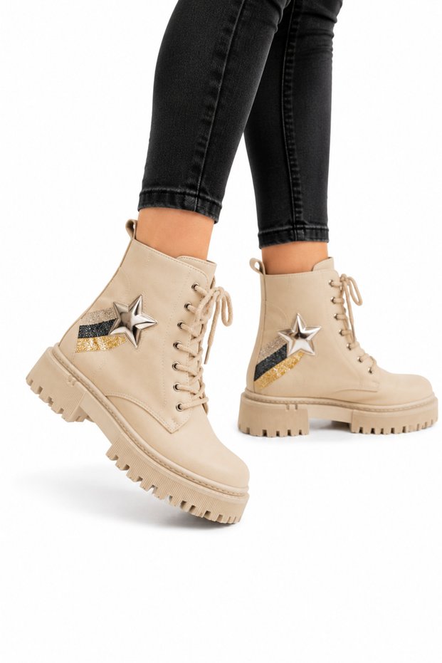 Zippered Star Accessory Cold and Water Resistant Girls' Boots Beige