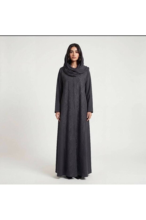 عباية مطرزه مع طرحه