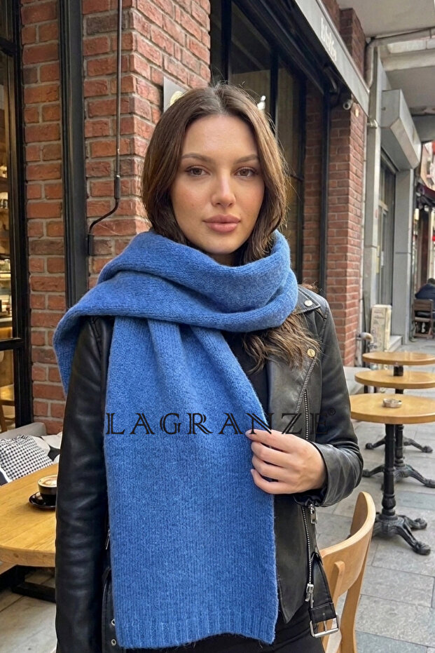 Soft Textured Thick Knitted Long Knitwear Women's Scarf