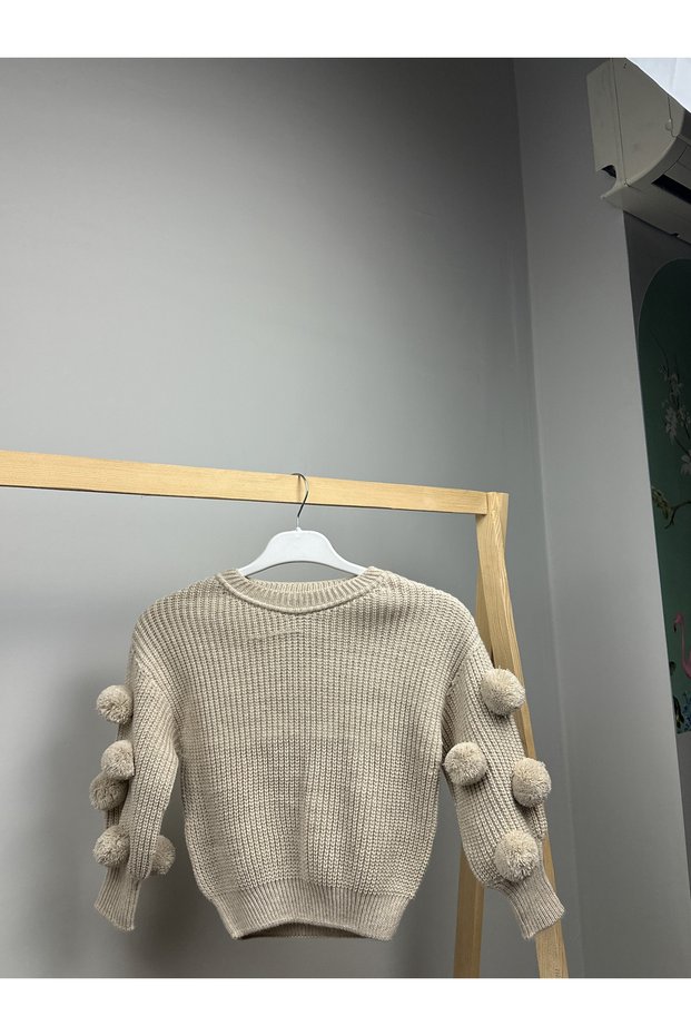 Ponpon Sleeve Knitwear Sweater