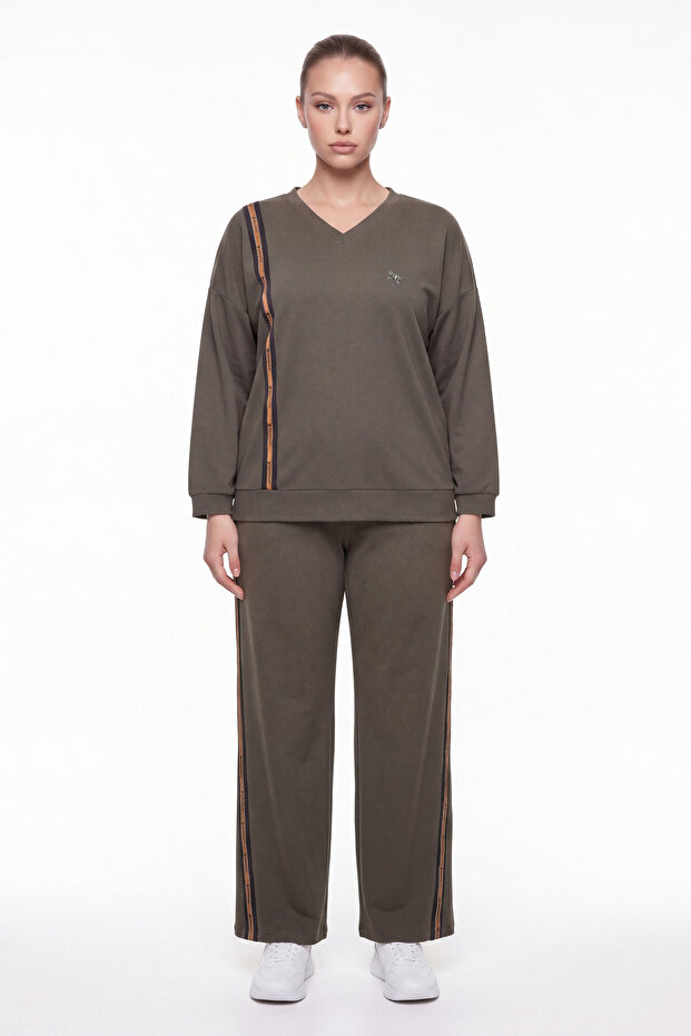 Women's Khaki Winter V-Neck Stripe and Stone Detailed Accessory Tracksuit Set