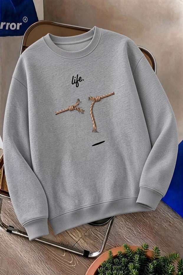 سويت شيرت بقلنسوة مطبوع عليه رسومات توضيحية بتصميم بسيط من Bs Life Design - خيار المقاسات الكبيرة