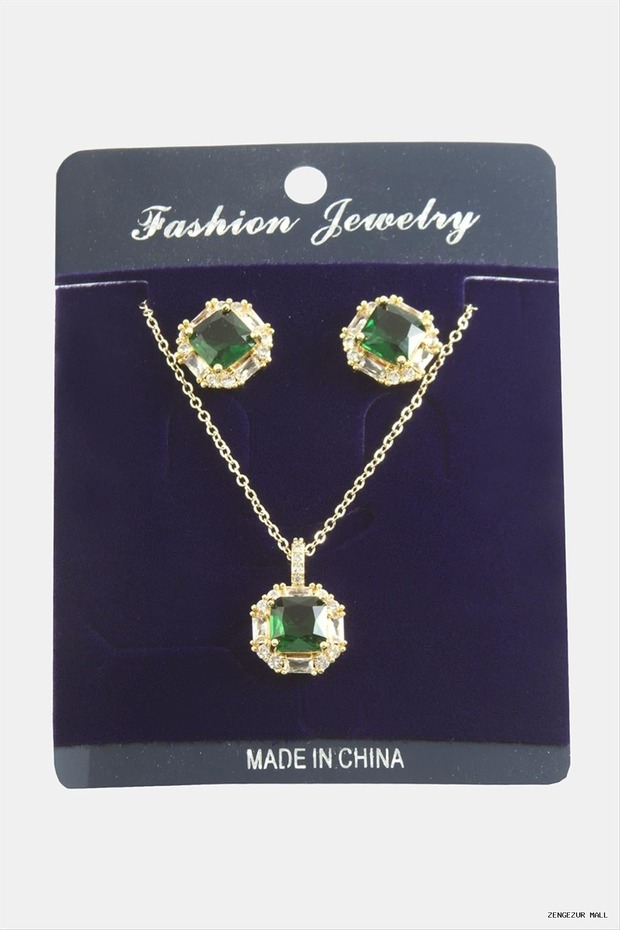 Zngzrmll Square Zircon Stone Set (31228) Necklace Green