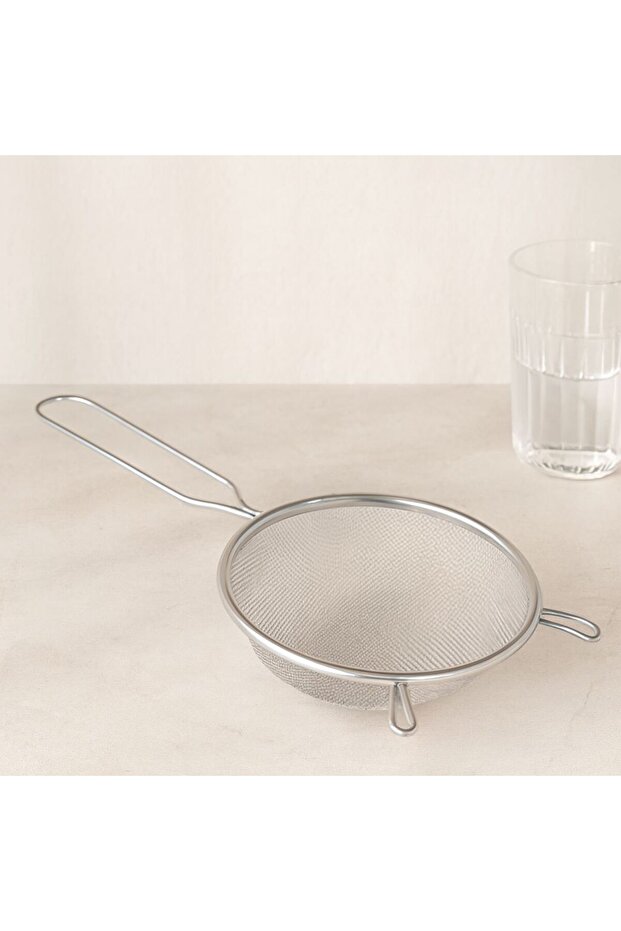 Wire Strainer 18 cm with Metal Handle and Ears