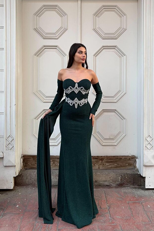 Stone Detailed Long Sleeve Evening Dress