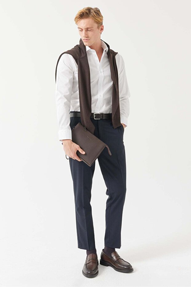 Classic slim fit fabric trousers
