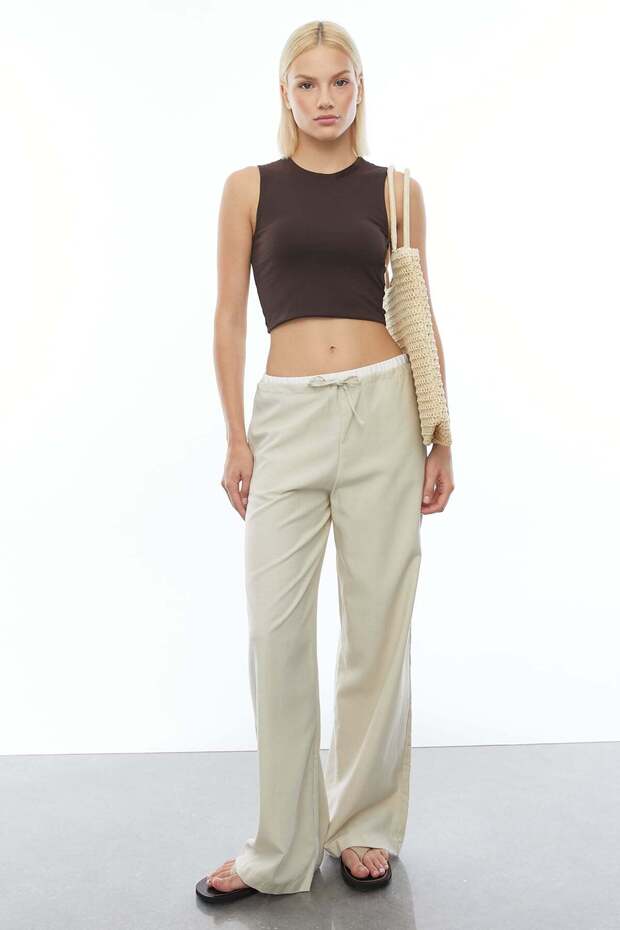 Color Mixed Trousers with Waist Detail