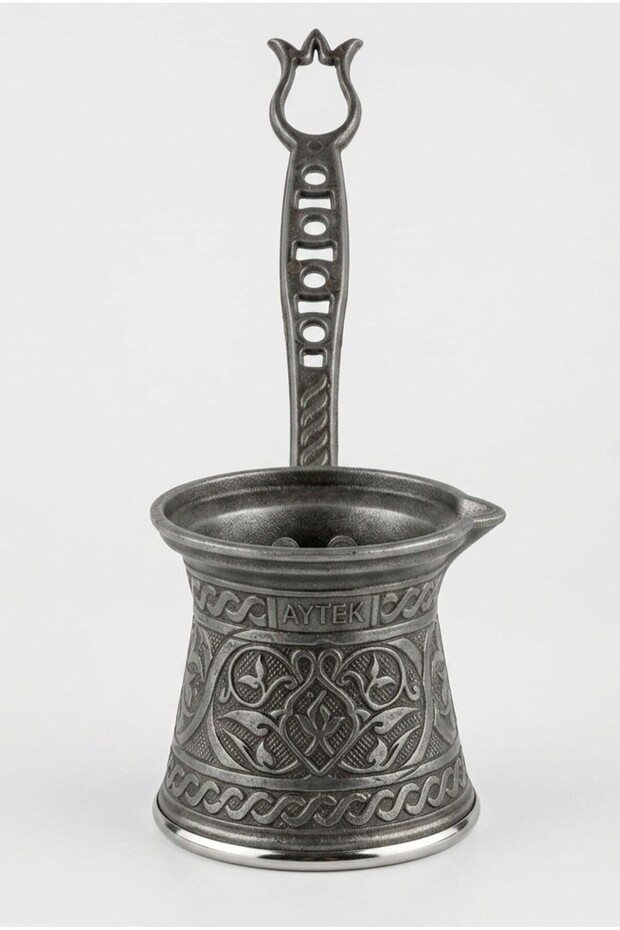 100 ml Traditional Embossed Cast Iron Coffee Pot Induction Compatible 1-2 Person Turkish Coffee Pot