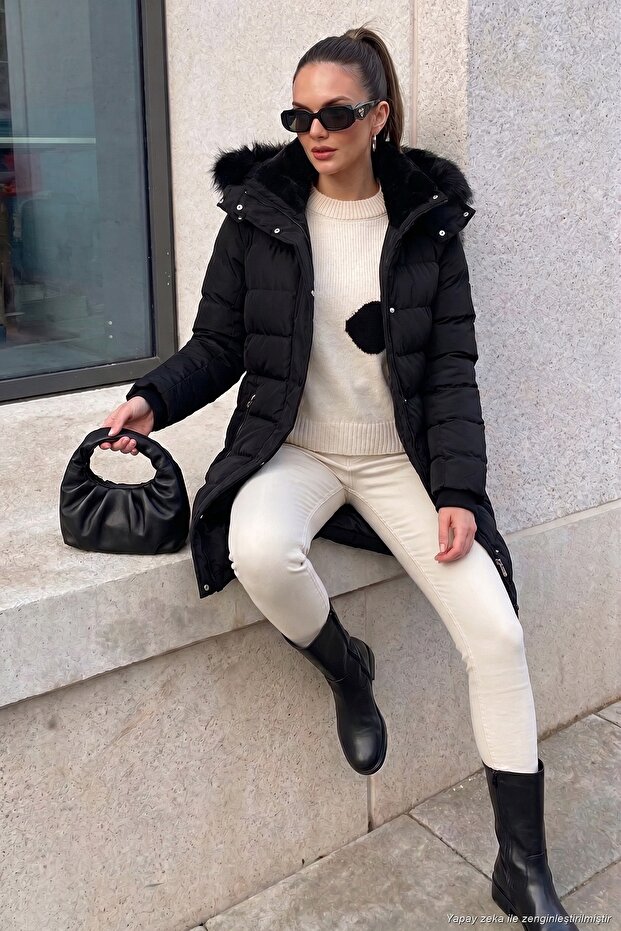 معطف منفوخ بقصة عادية وغطاء رأس قابل للإزالة وجيب بسحاب للنساء MONT 497EMILY