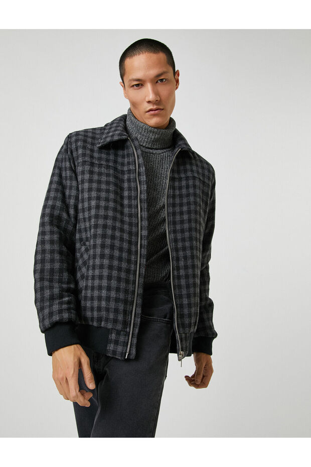Pilot Jacket Classic Collar Zippered Pocket Detailed