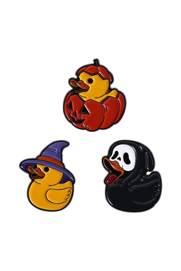AB2573 2-7Pcs/Set Cartoon Anime Movies Game Badge Enamel Pins Anime Role Peripherals Beaver Blue Dog