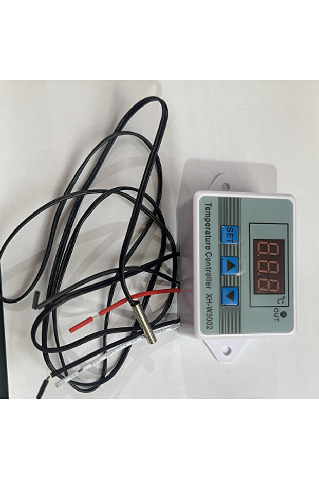 جهاز تحكم رقمي في درجة الحرارة AC-220V XH-W3002 220V/12V بشاشة LED ومفتاح تحكم حراري 10 أمبير مع مسبار