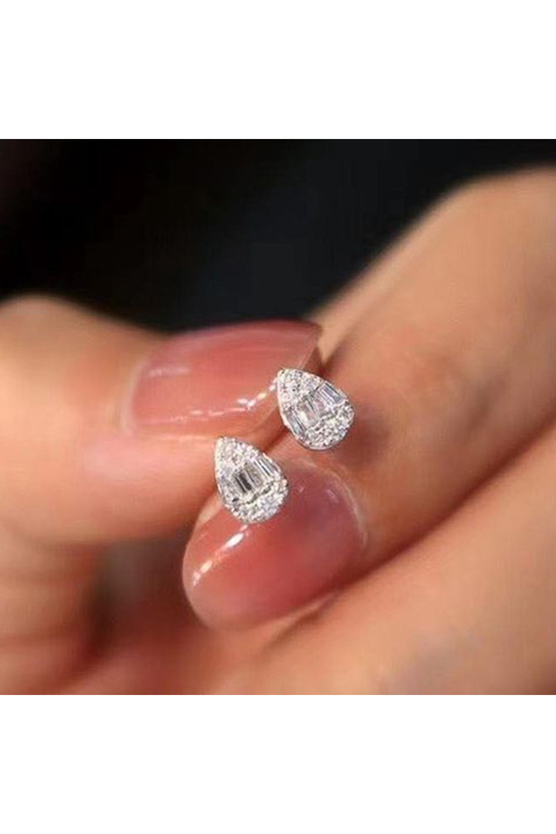 E1664 Huitan Delicate Water Drop Shaped Stud Earrings Luxury Silver Color Crystal CZ Ear Earrings fo