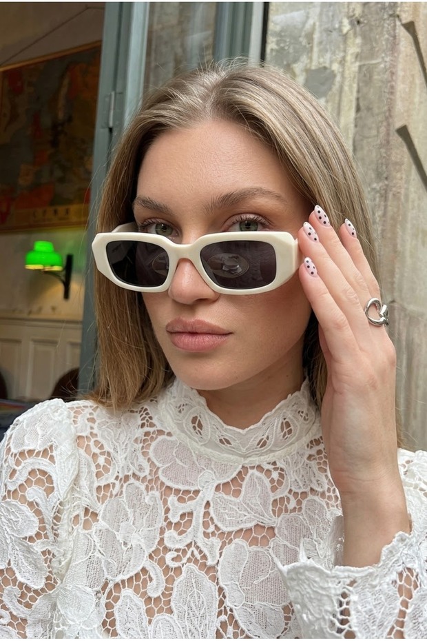 Unisex Jen White Luxury Sunglasses