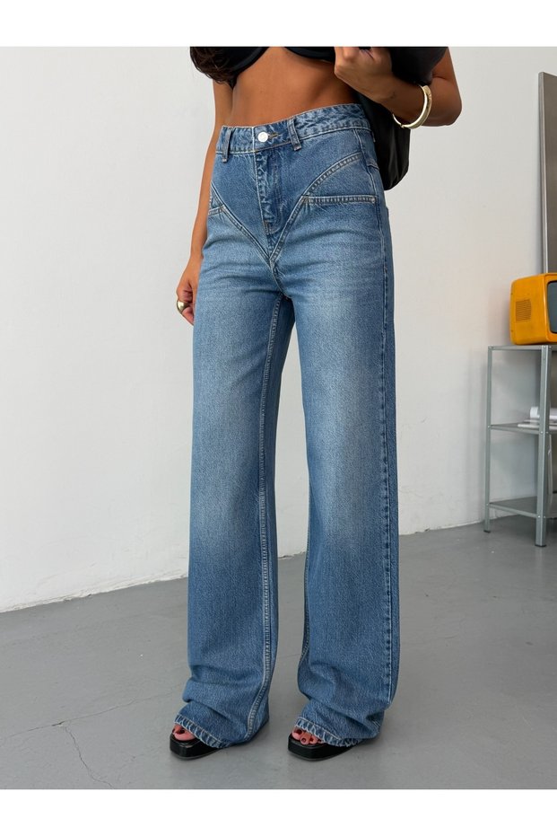 Women's High Waist V-Roched Western Detailed Wide Leg Straight Cut Jeans