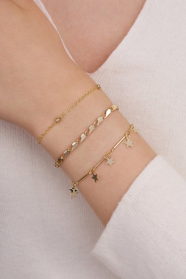 3-Piece Women's Star Bracelet Set – Gold Color Dorica Beaded Combo Jewelry / Combo Bracelet Set